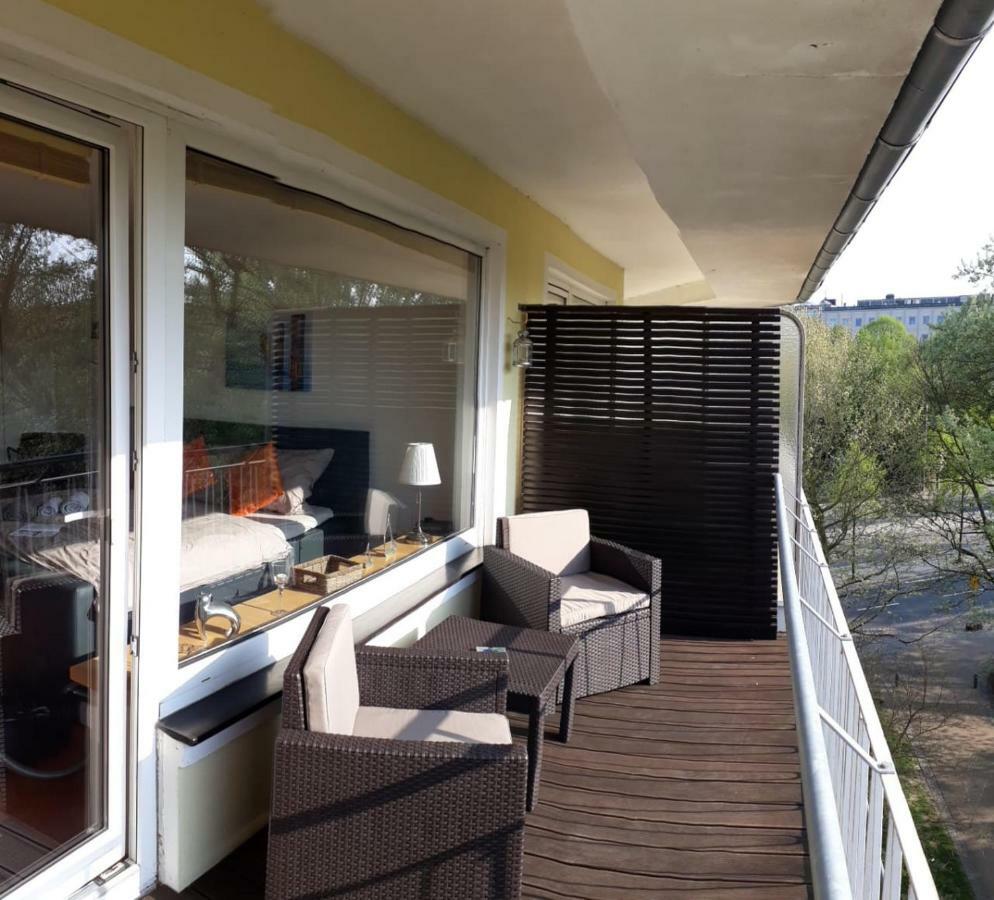 Modern City Apartment With Balcony And Nice Parc View Бремен Экстерьер фото